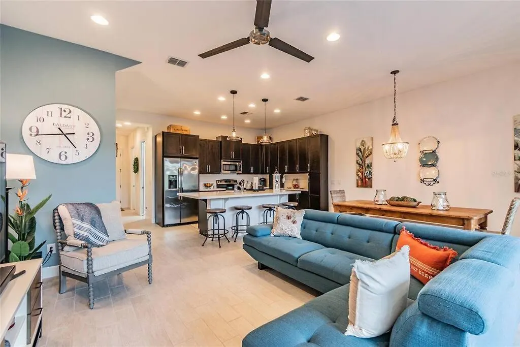 Pool Home Champions Gate Area With Resort Amenities Next To Disney Davenport Holiday home