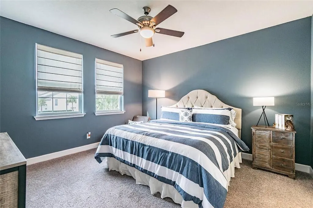 Pool Home Champions Gate Area With Resort Amenities Next To Disney Davenport Holiday home