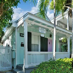 https://conch-casa.hotels-in-key-west.com
